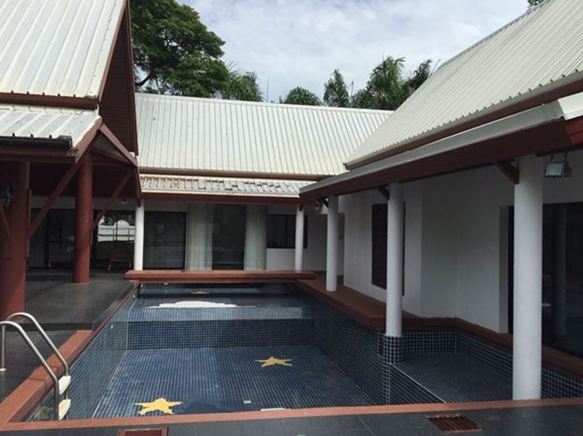 Rumah di ,  10159002