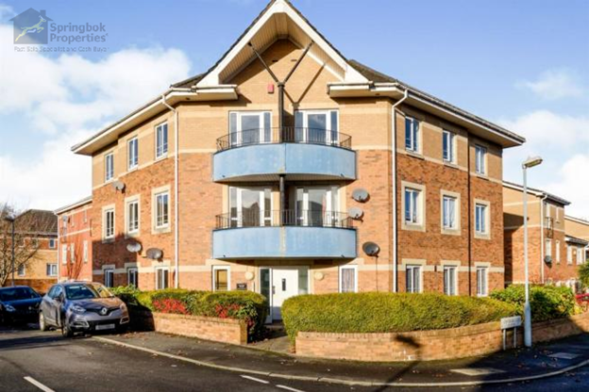 Condominium in , England 10159194