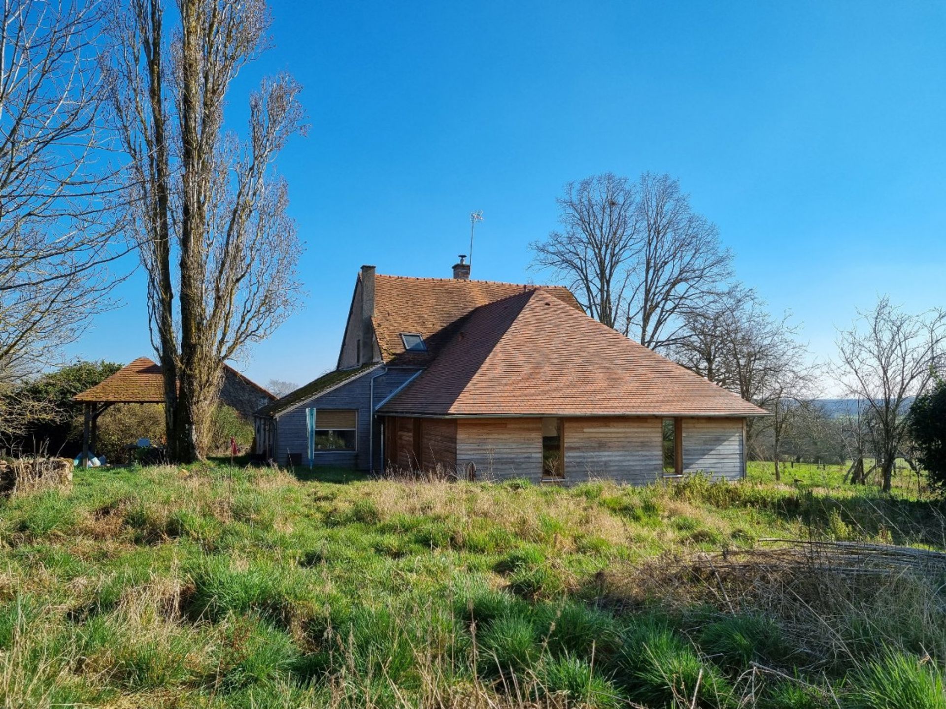 其他 在 Saint-Aubin-le-Monial, Auvergne-Rhône-Alpes 10159506