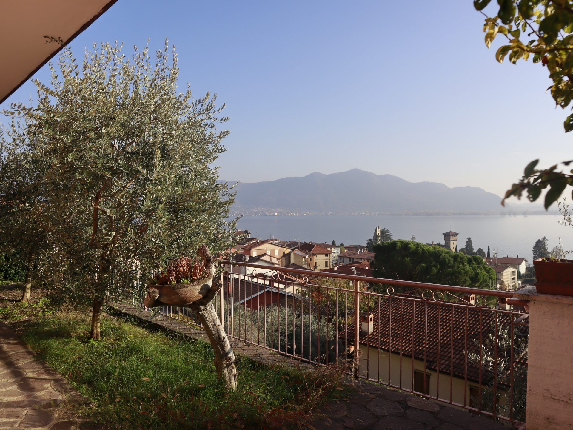 Condominio en Predore, Lombardia 10159712