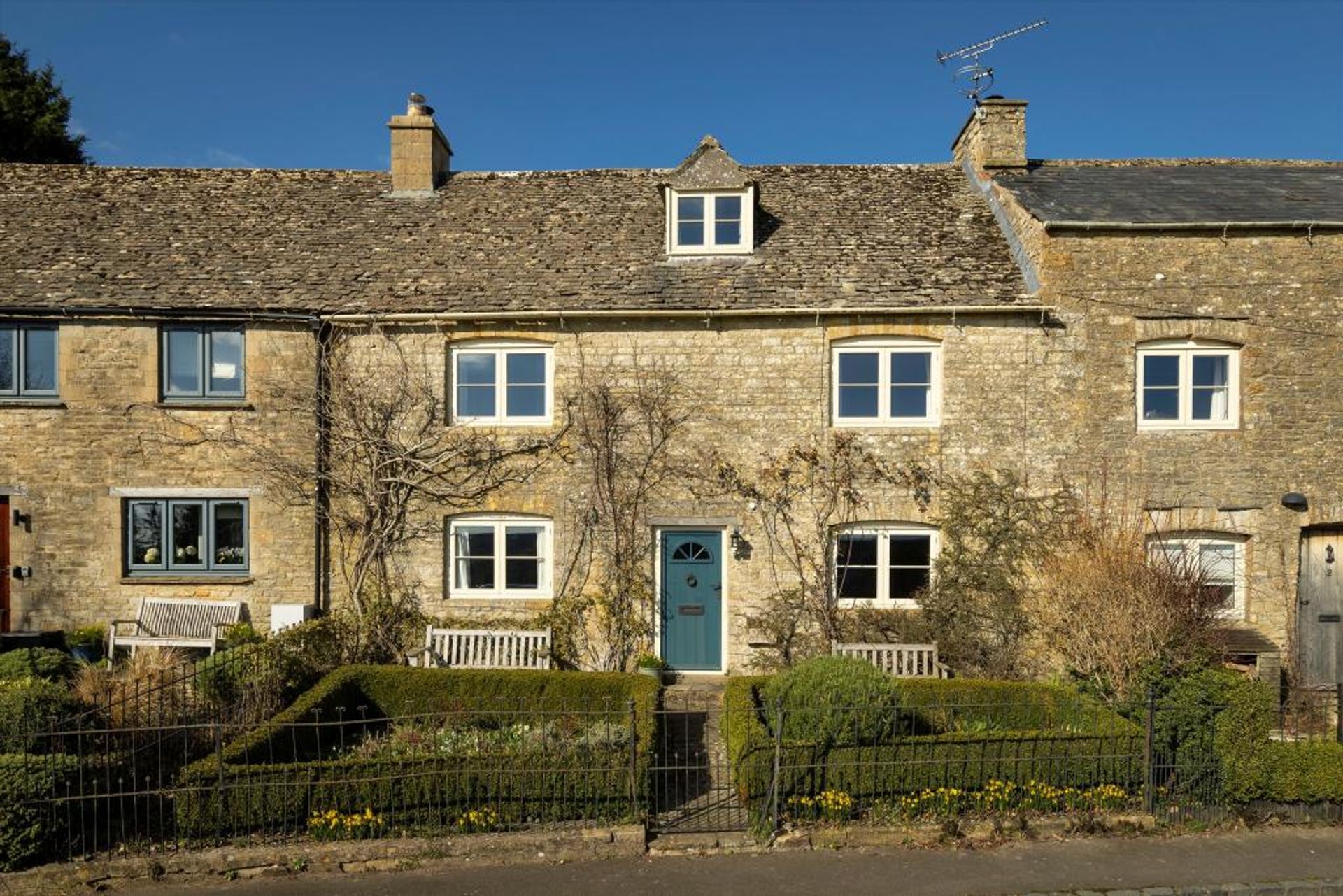 casa no Armazenar no Wold, Gloucestershire 10159848