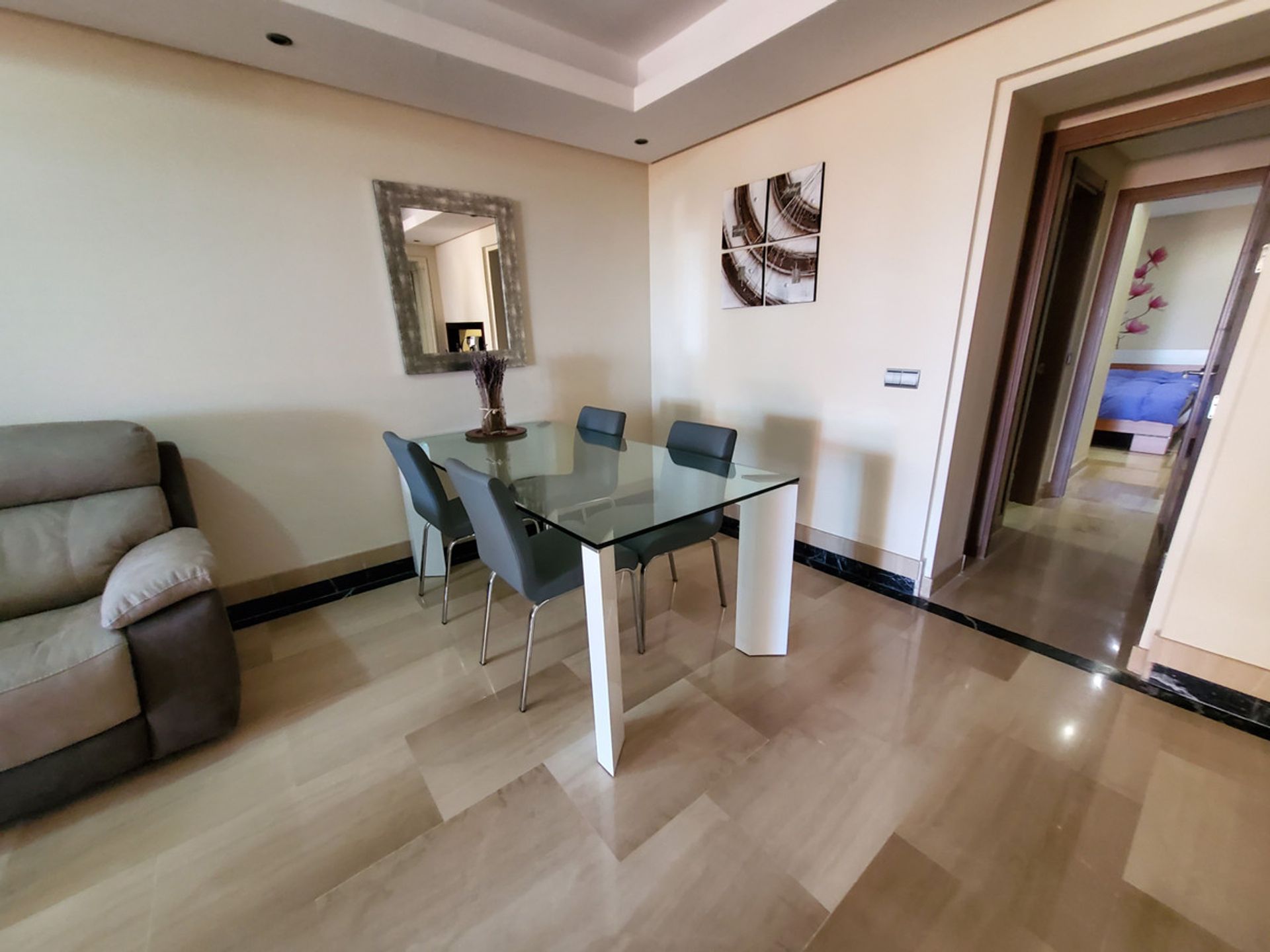 Condominium in Estepona, Andalusia 10160029