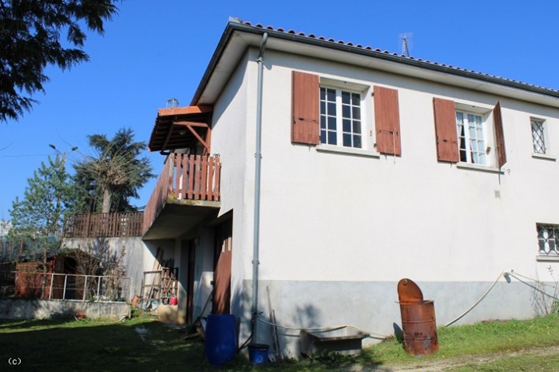 Huis in Ruffec, Nouvelle-Aquitaine 10160087