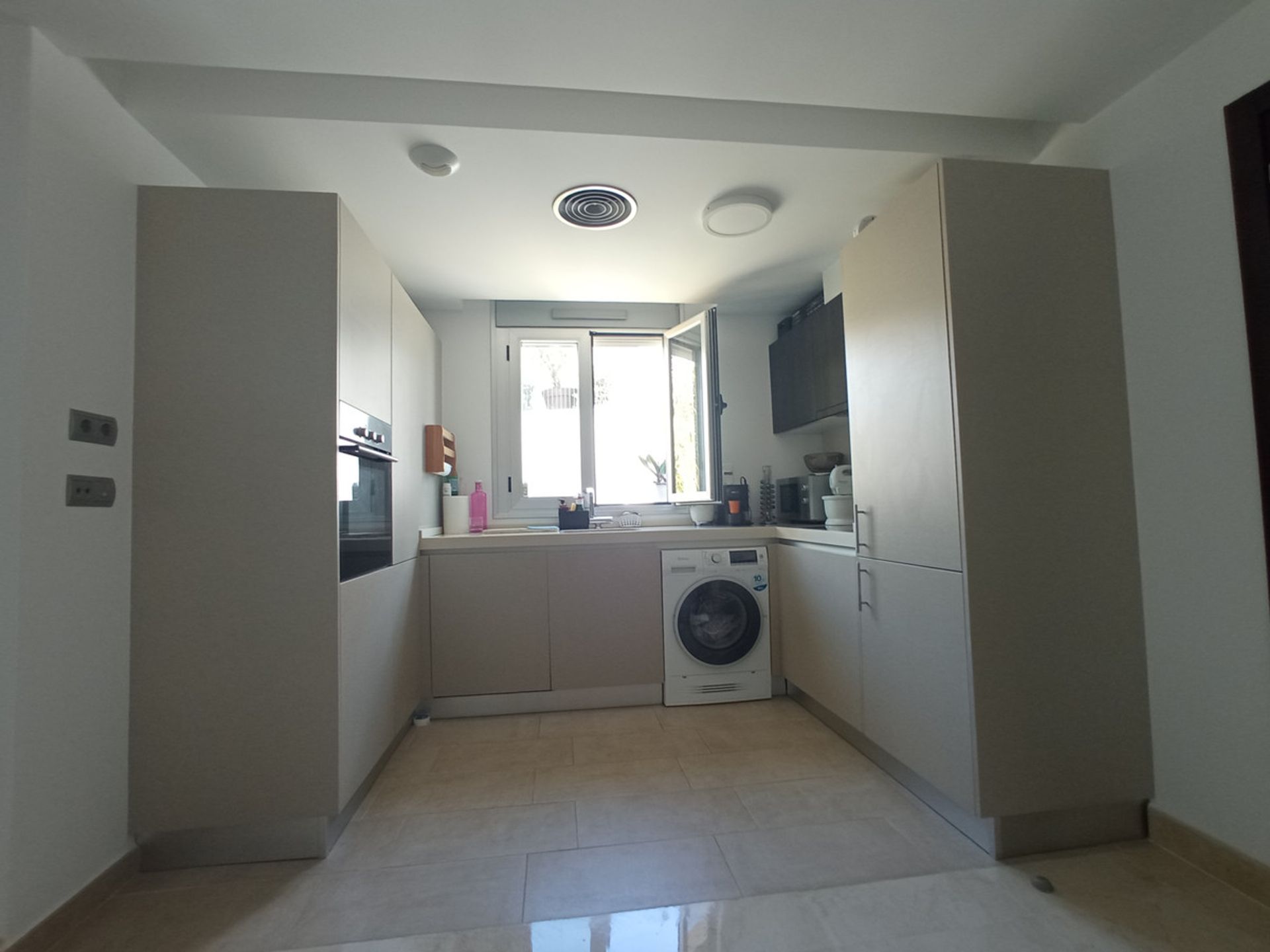 Condominio en , Andalucía 10160339