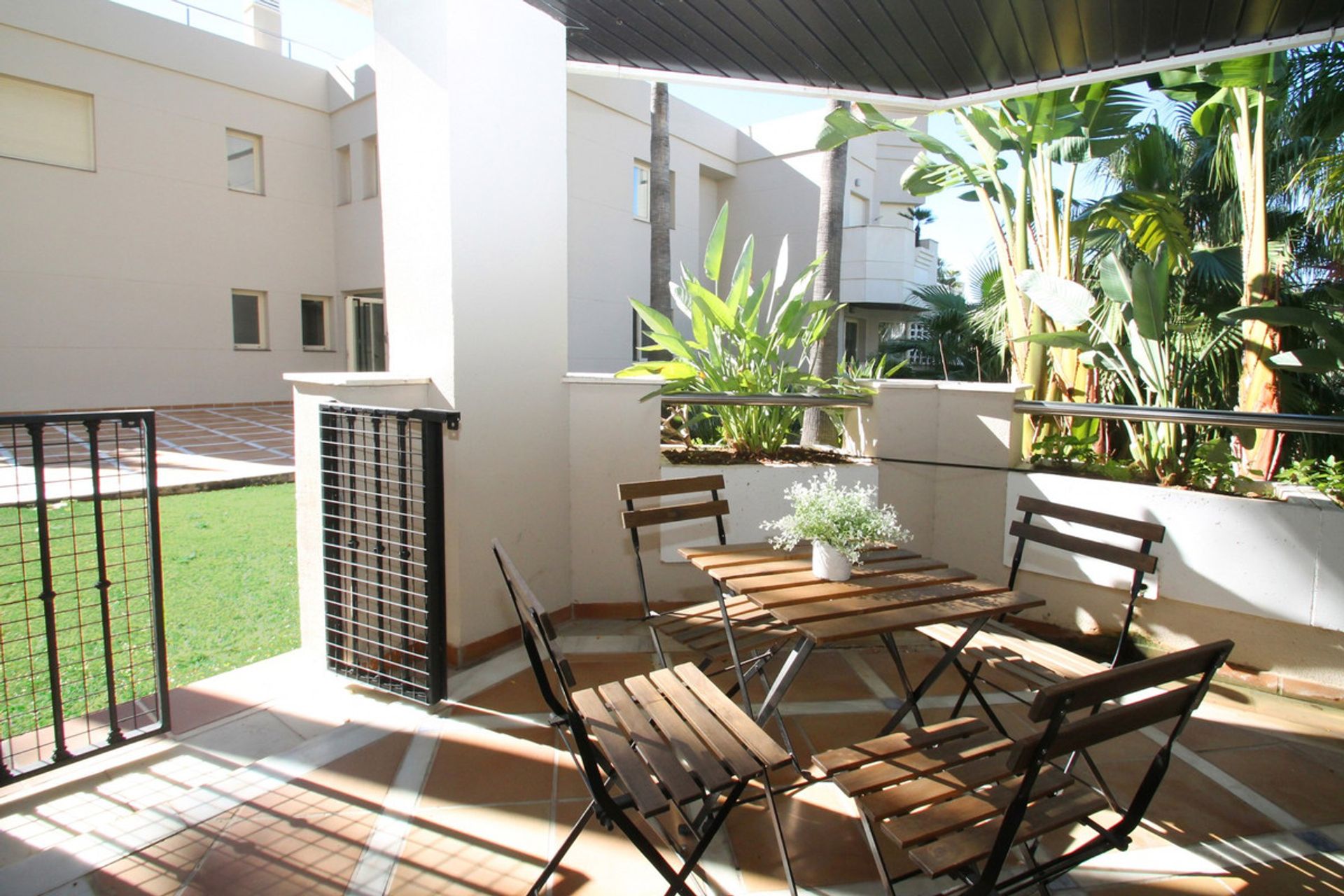 Condominium in Marbella, Andalucía 10160342