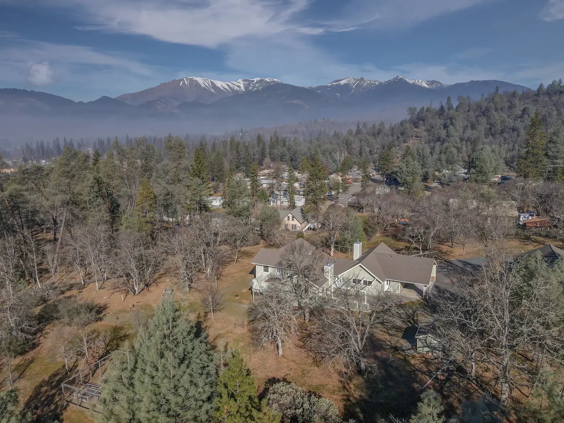 Κατοικητικός σε Weaverville, 80 Grandview Drive 10160946