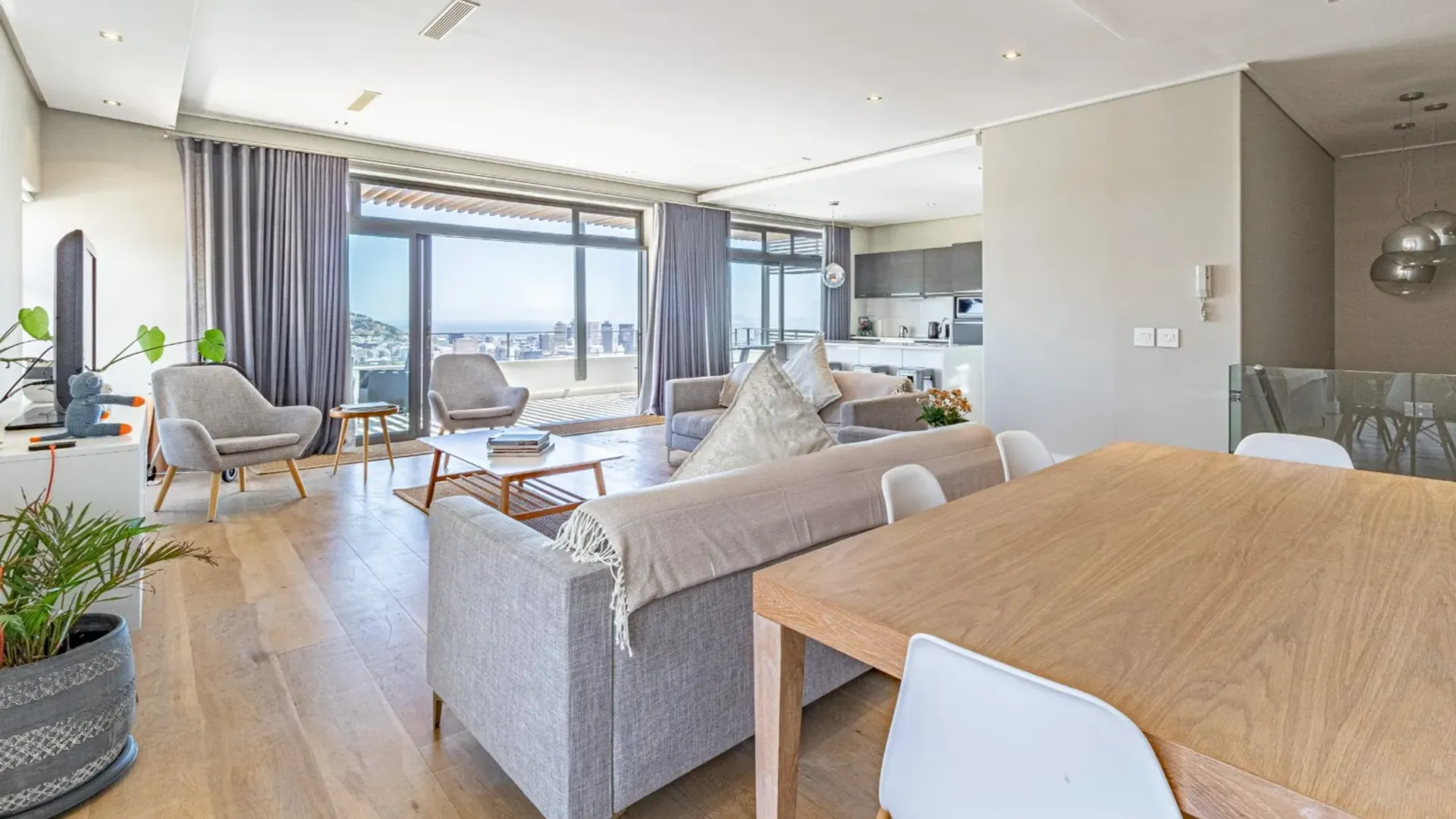 Condominium in Cape Town, 43 Saint James Street 10160991