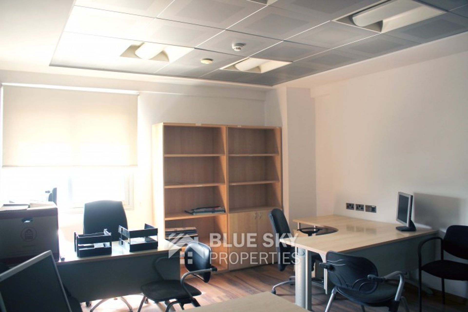 Office in Paphos, Pafos 10161706