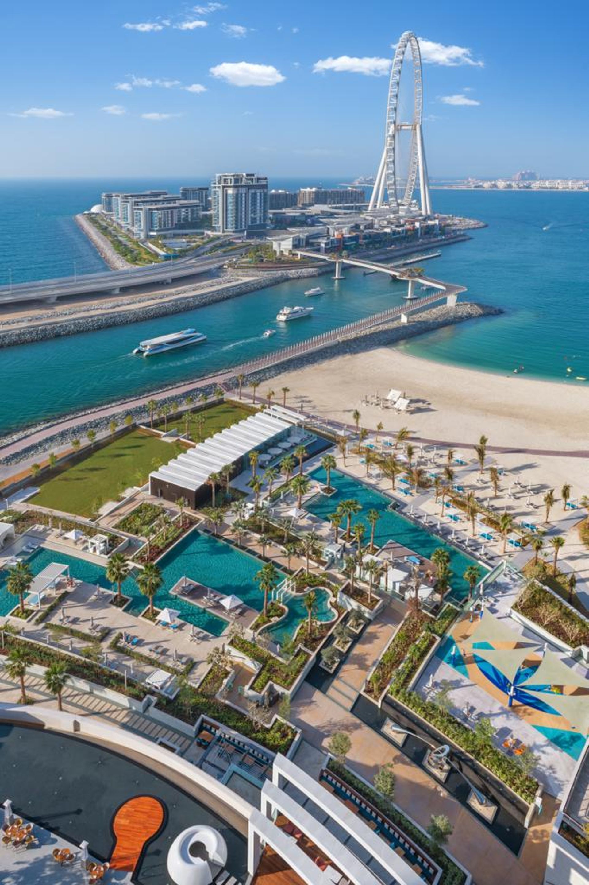 Кондоминиум в Dubai, Beach Walk 10161745