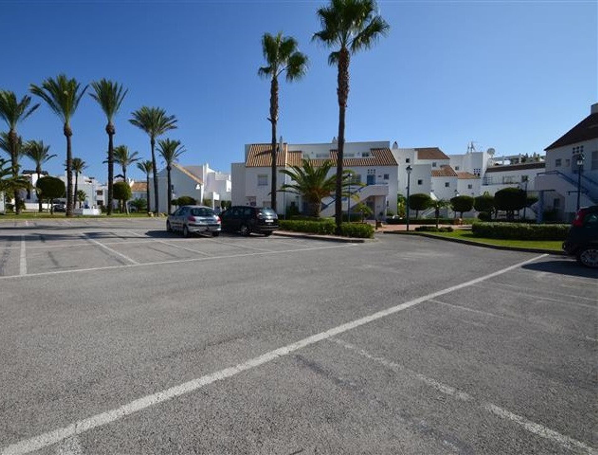 Condominium dans Casares, Andalusia 10162000