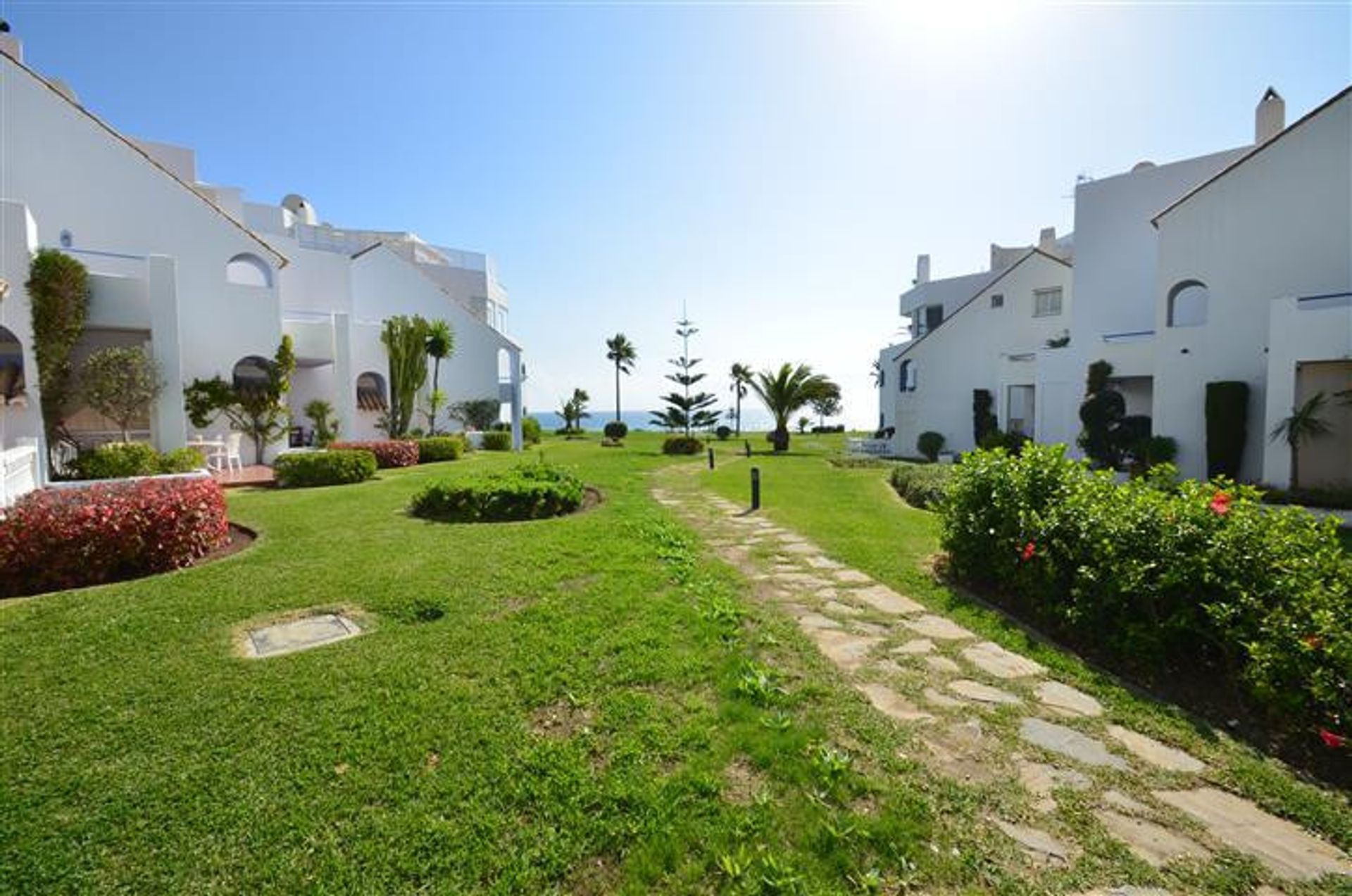 Condominium dans Casares, Andalusia 10162000