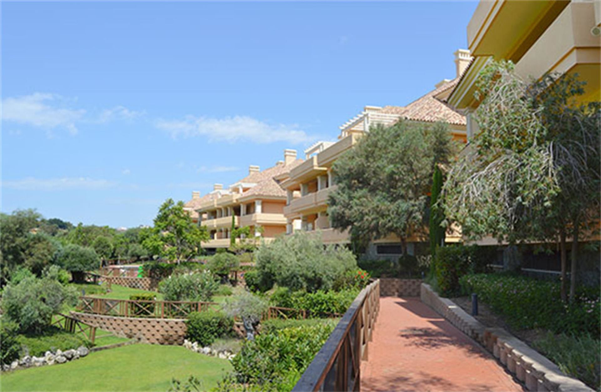 Condominium dans Sotogrande, Andalusia 10162067