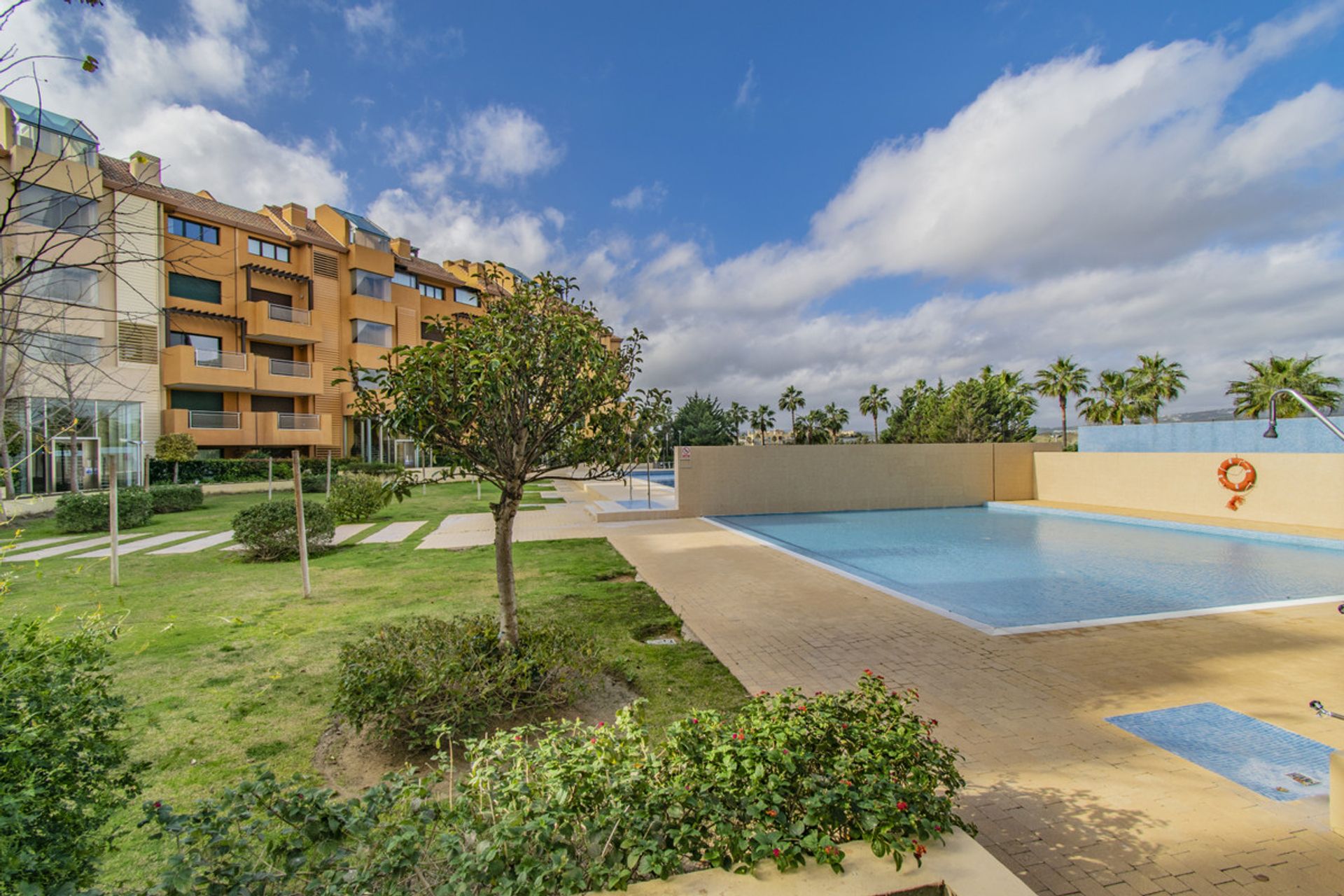 Condominio en Sotogrande, Andalusia 10162110