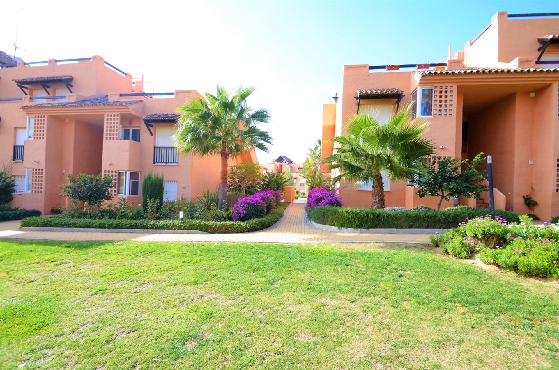 Condominio en Casares, Andalusia 10162257