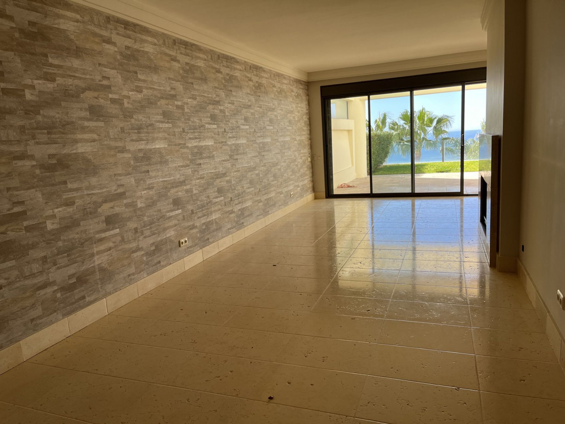 Condominium in Espinosa de los Monteros, Castille-Leon 10162862