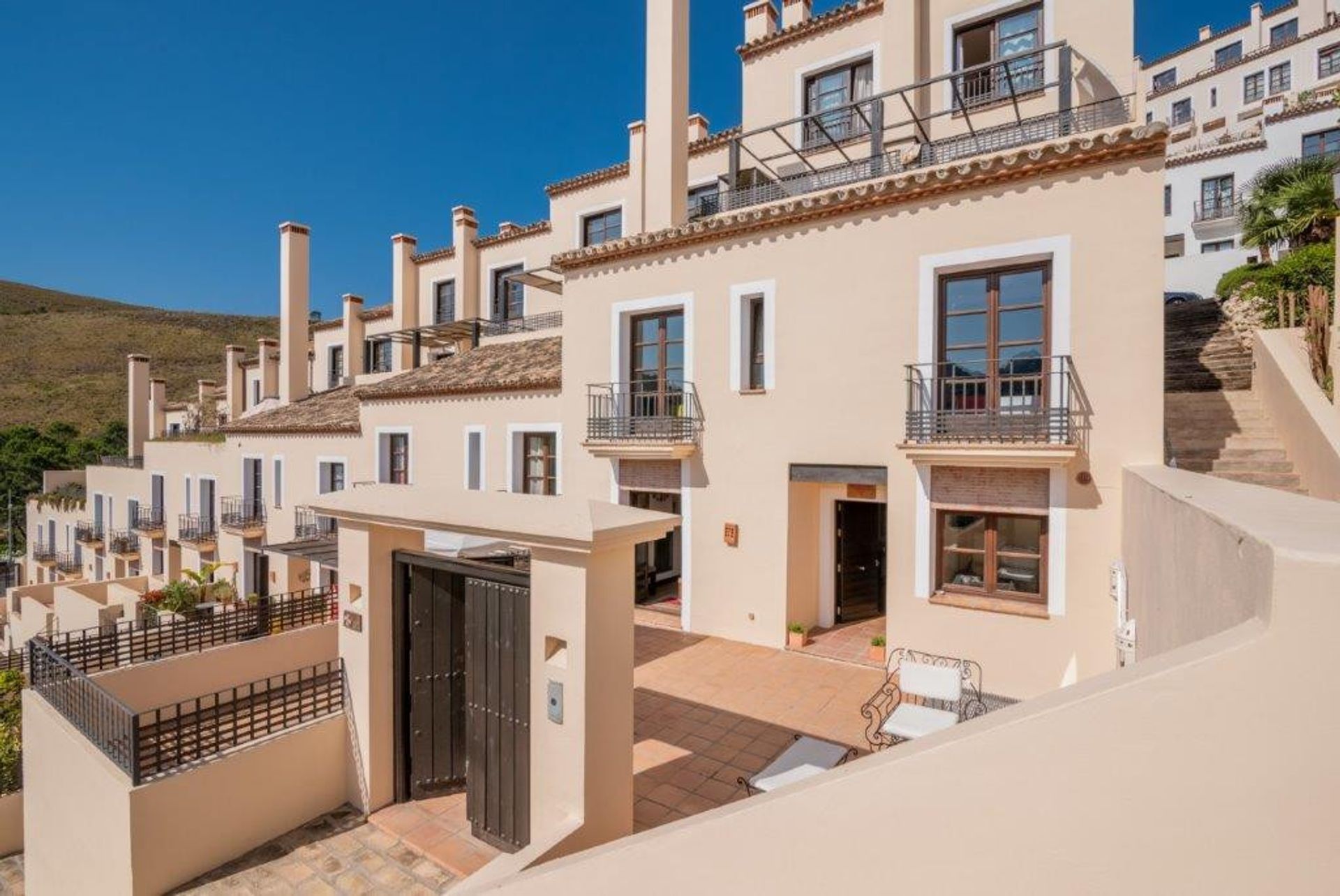 House in Benahavís, Andalusia 10163015