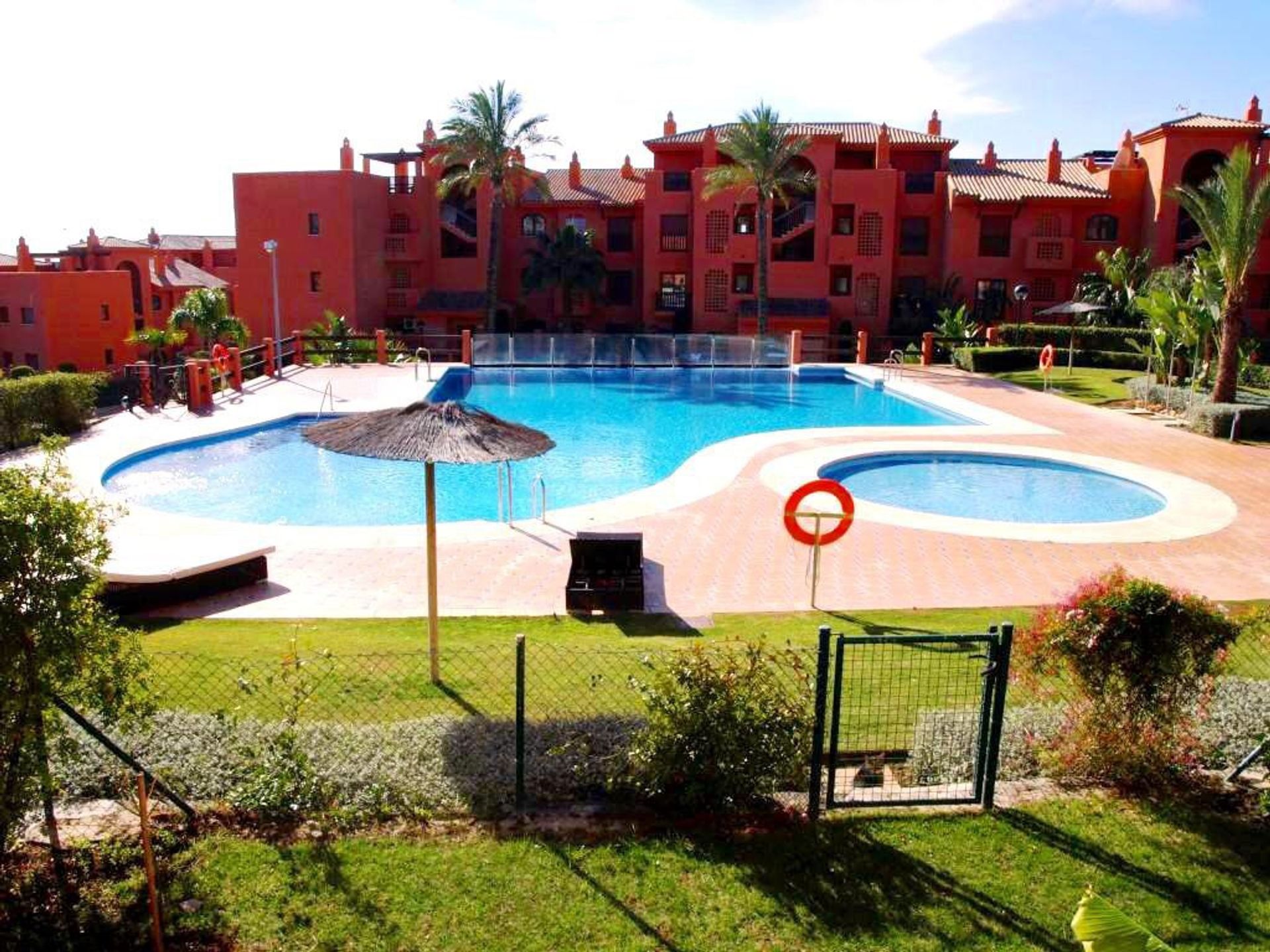 Condominium in La Atalaya, Andalucía 10163094