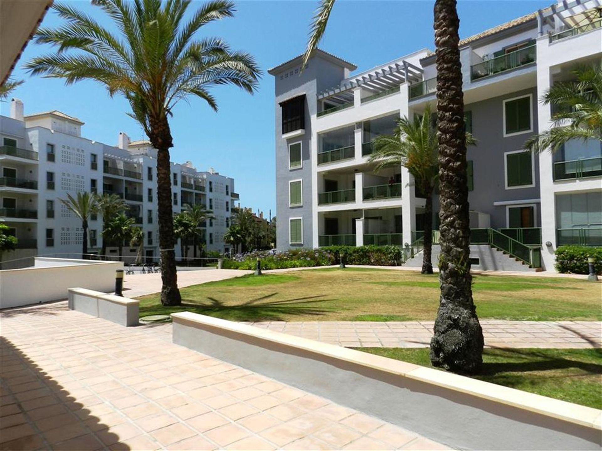 Condominio en Sotogrande, Andalusia 10163306