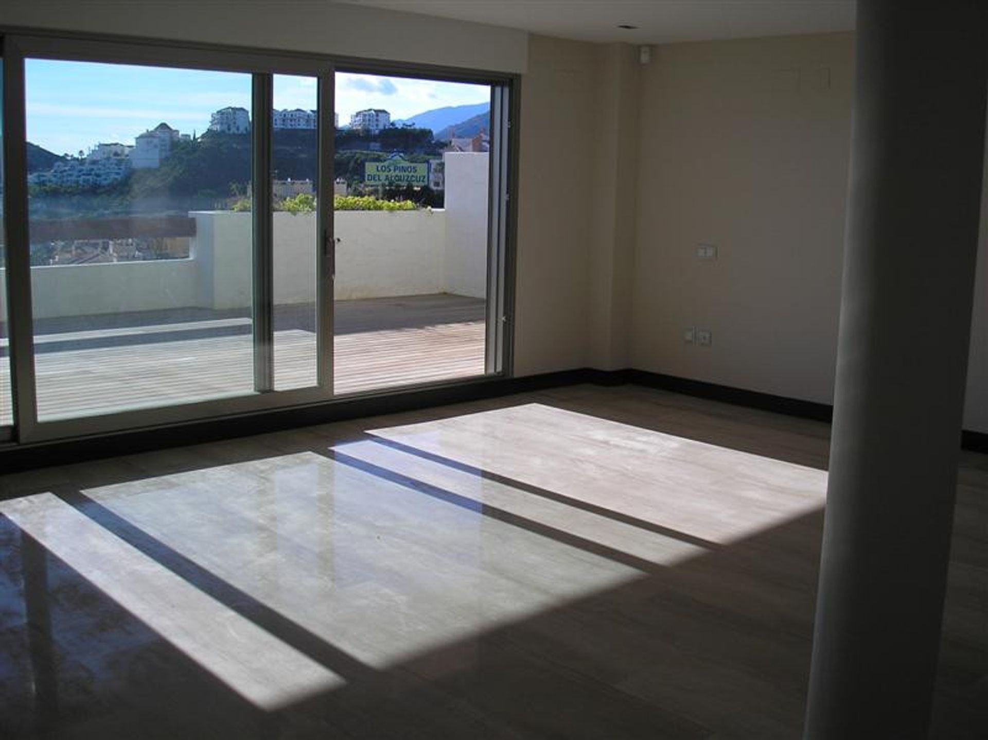 Condominium in Benahavís, Andalusia 10163866