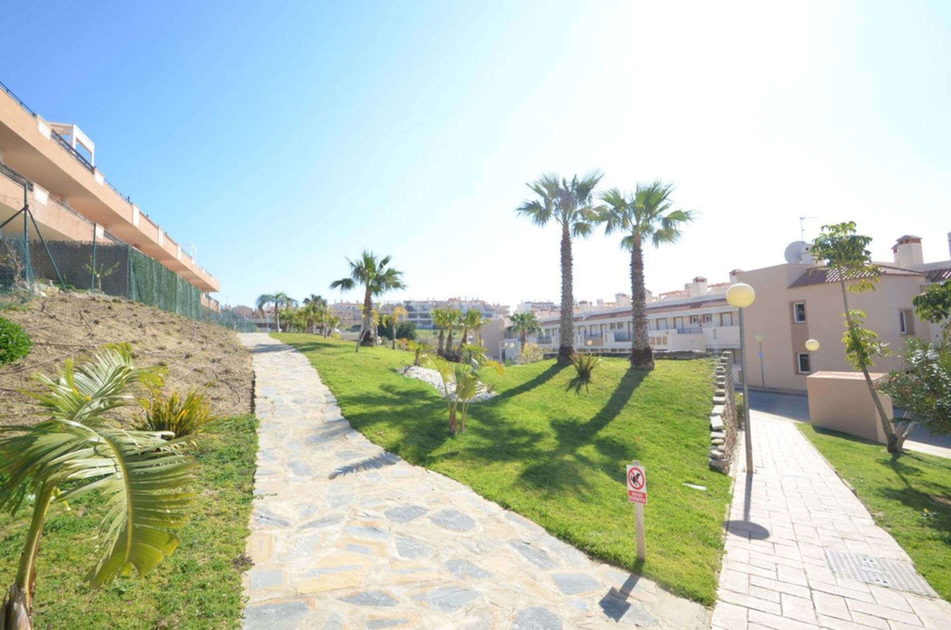 Condominium in Casares, Andalusië 10164064