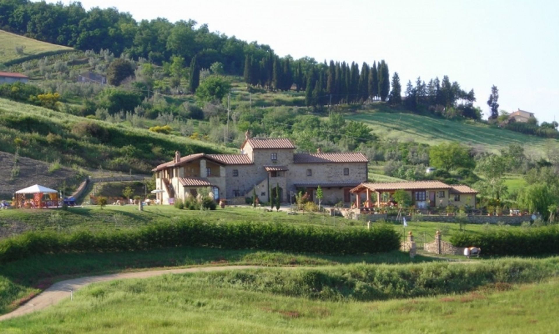 Condominium dans Volterra, Tuscany 10165619