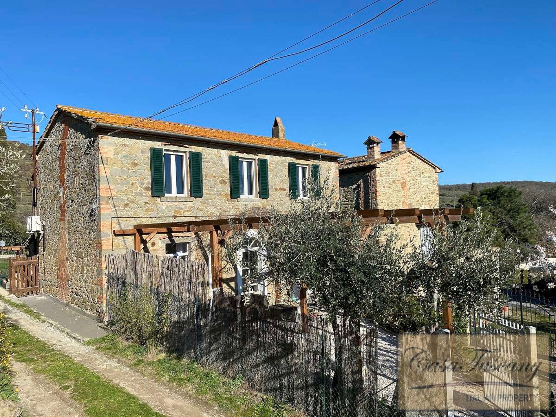 House in Tuoro sul Trasimeno, Umbria 10165629