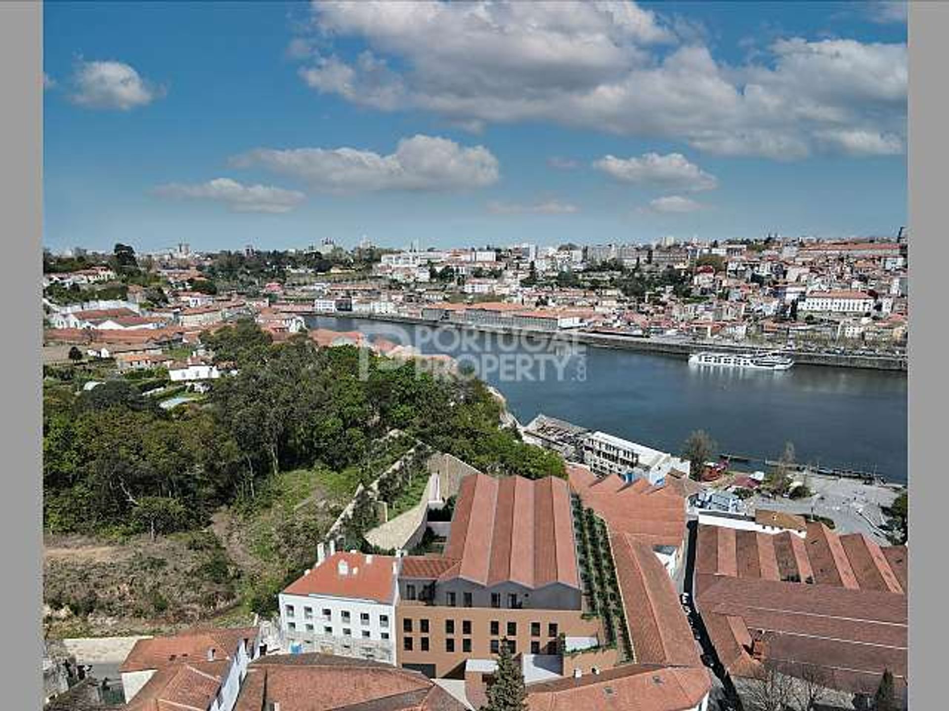 Condominium dans Porto, Porto District 10166420