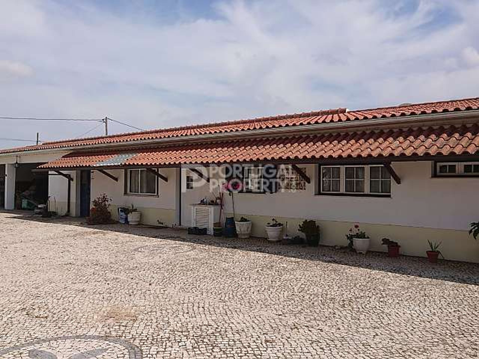 Hus i , Santarém District 10166512