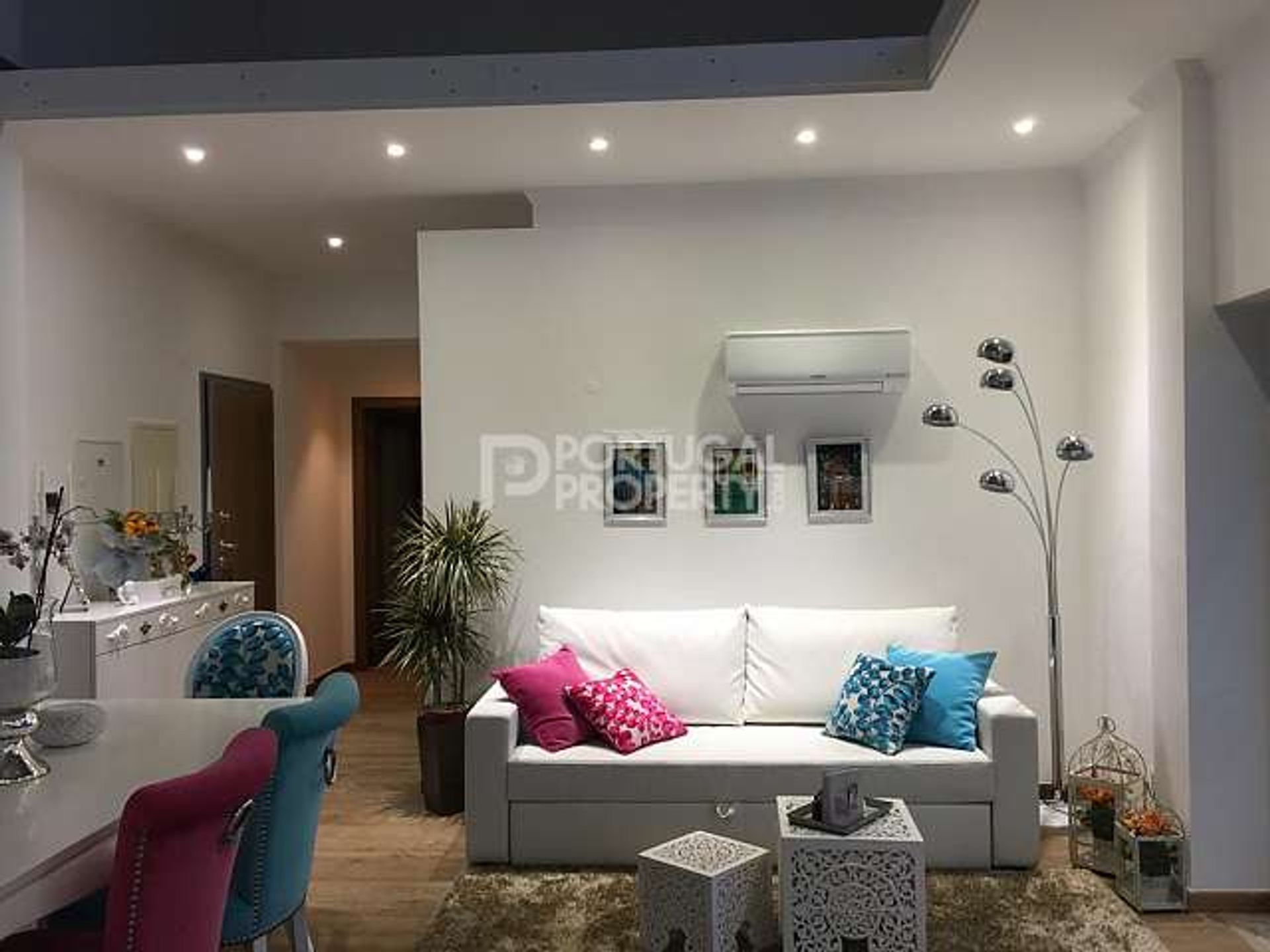 Condominium in Lagos, Faro District 10166583