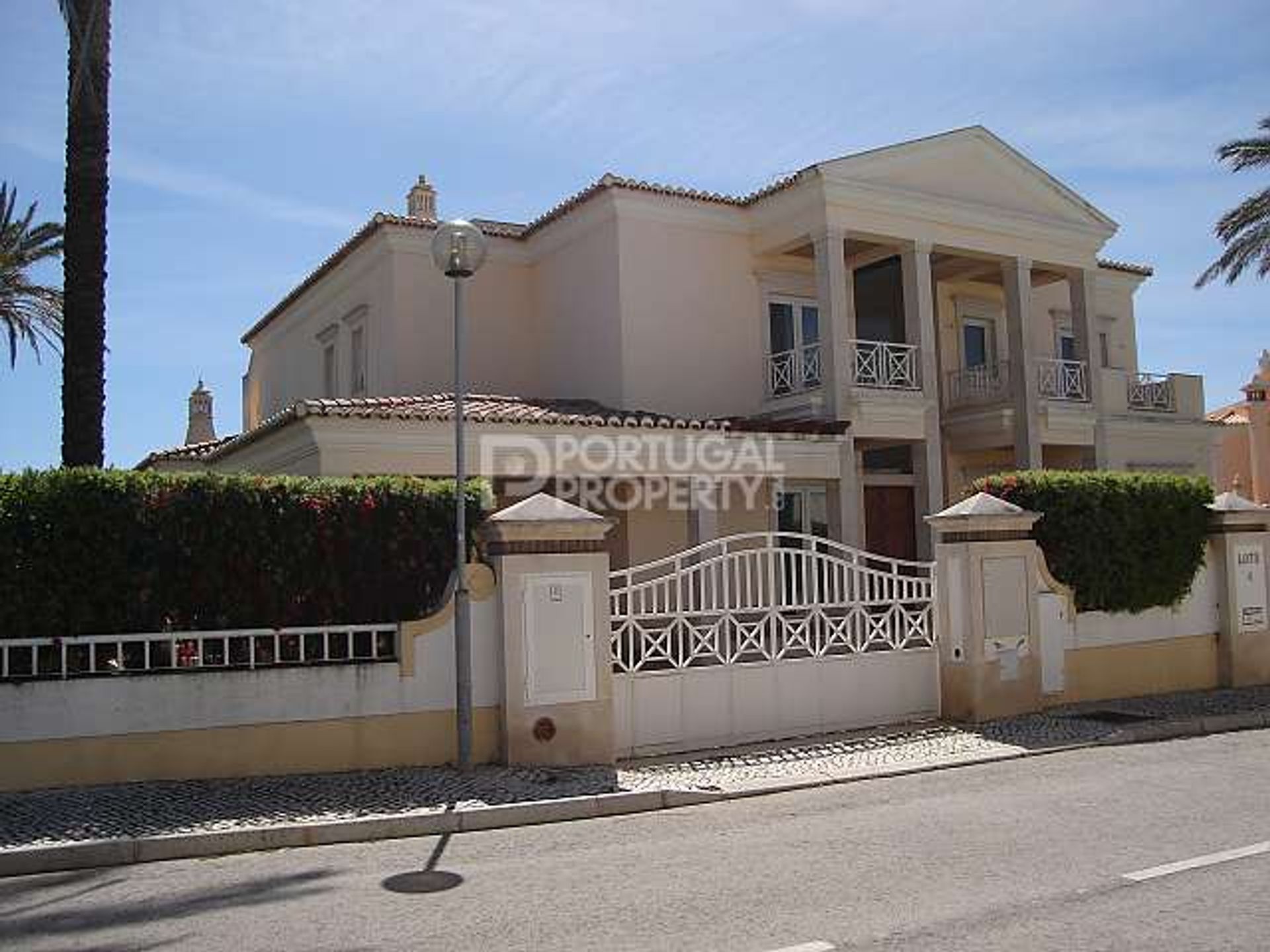 rumah dalam Albufeira, Faro District 10166624