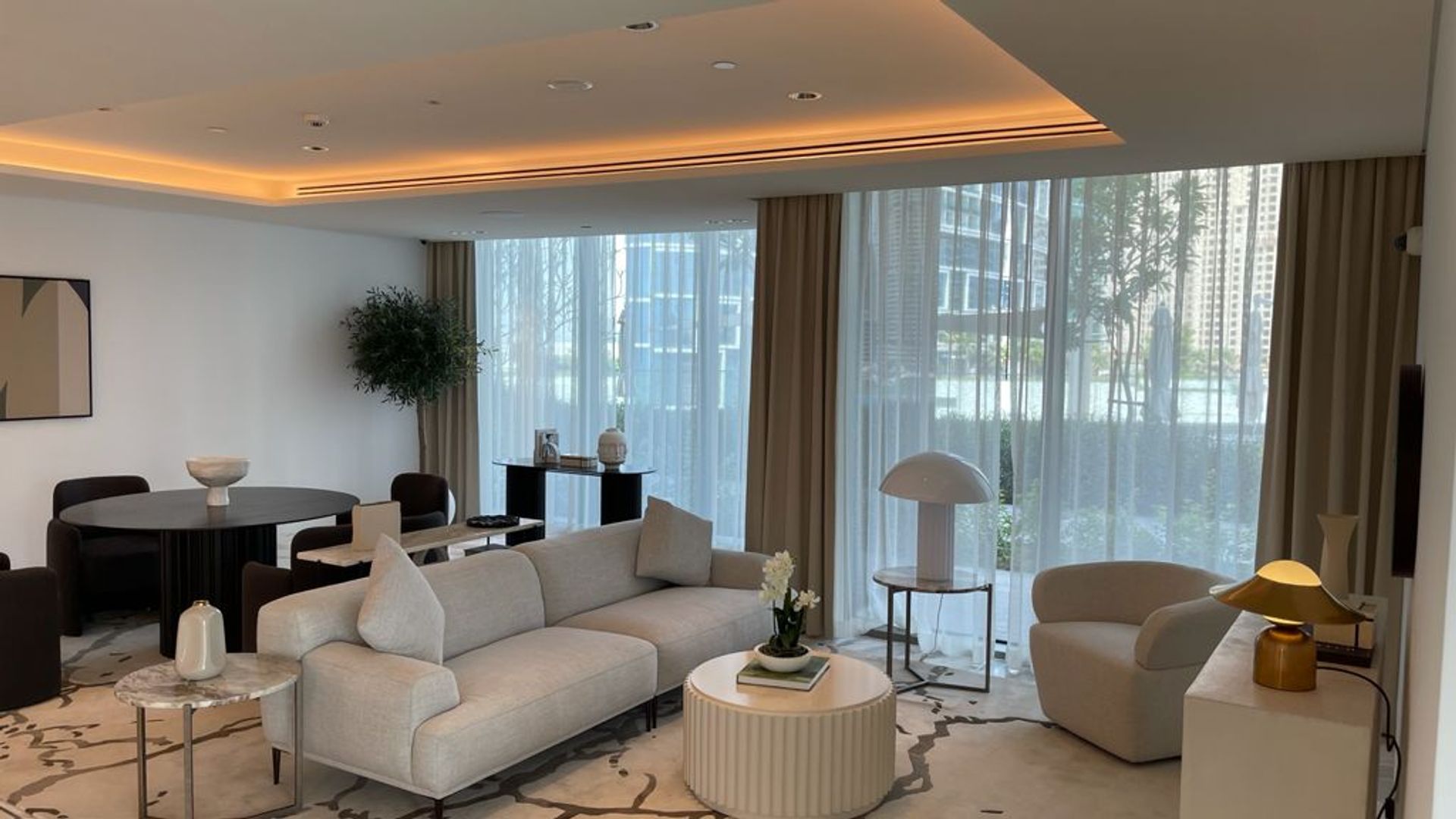 Condominium in Dubai, Dubayy 10166655