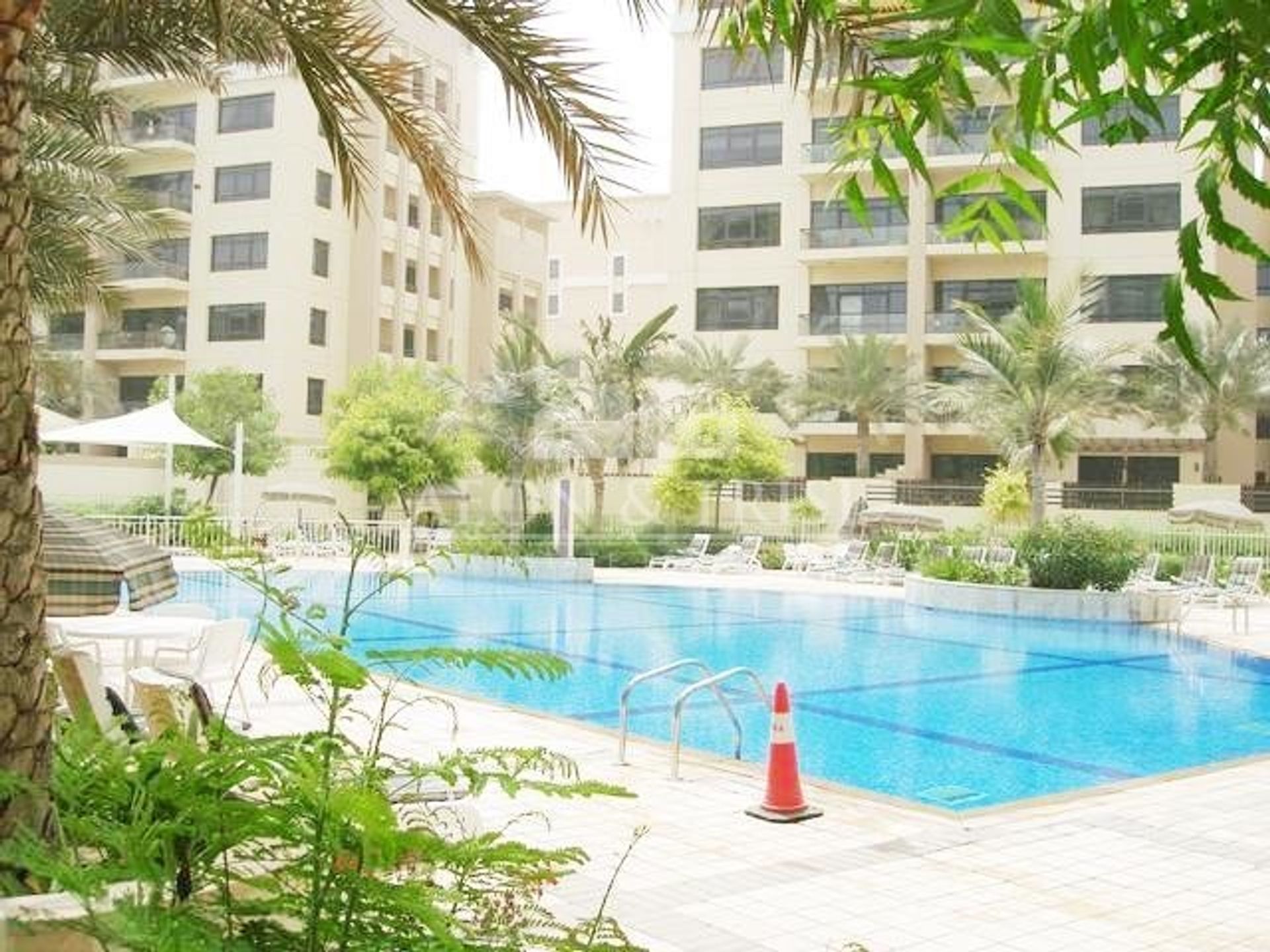 Condominium in Dubai, Dubai 10166679