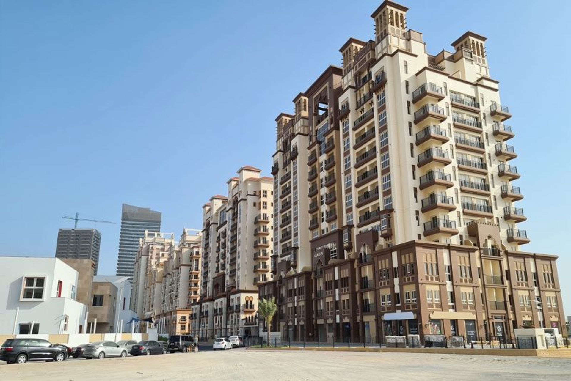 Condominium dans Warisan, Dubaï 10166845