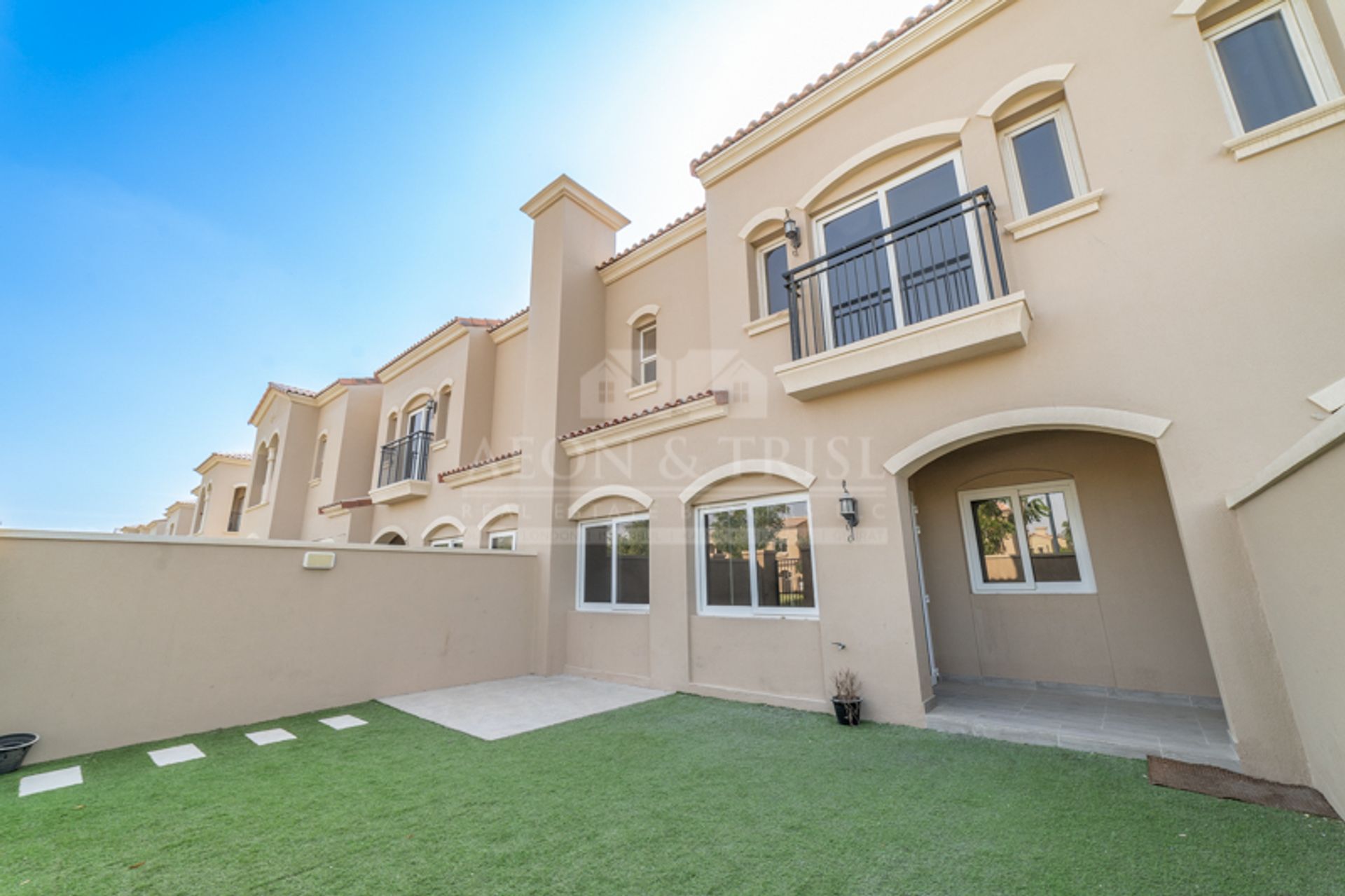 rumah dalam Dubai, Dubai 10166854