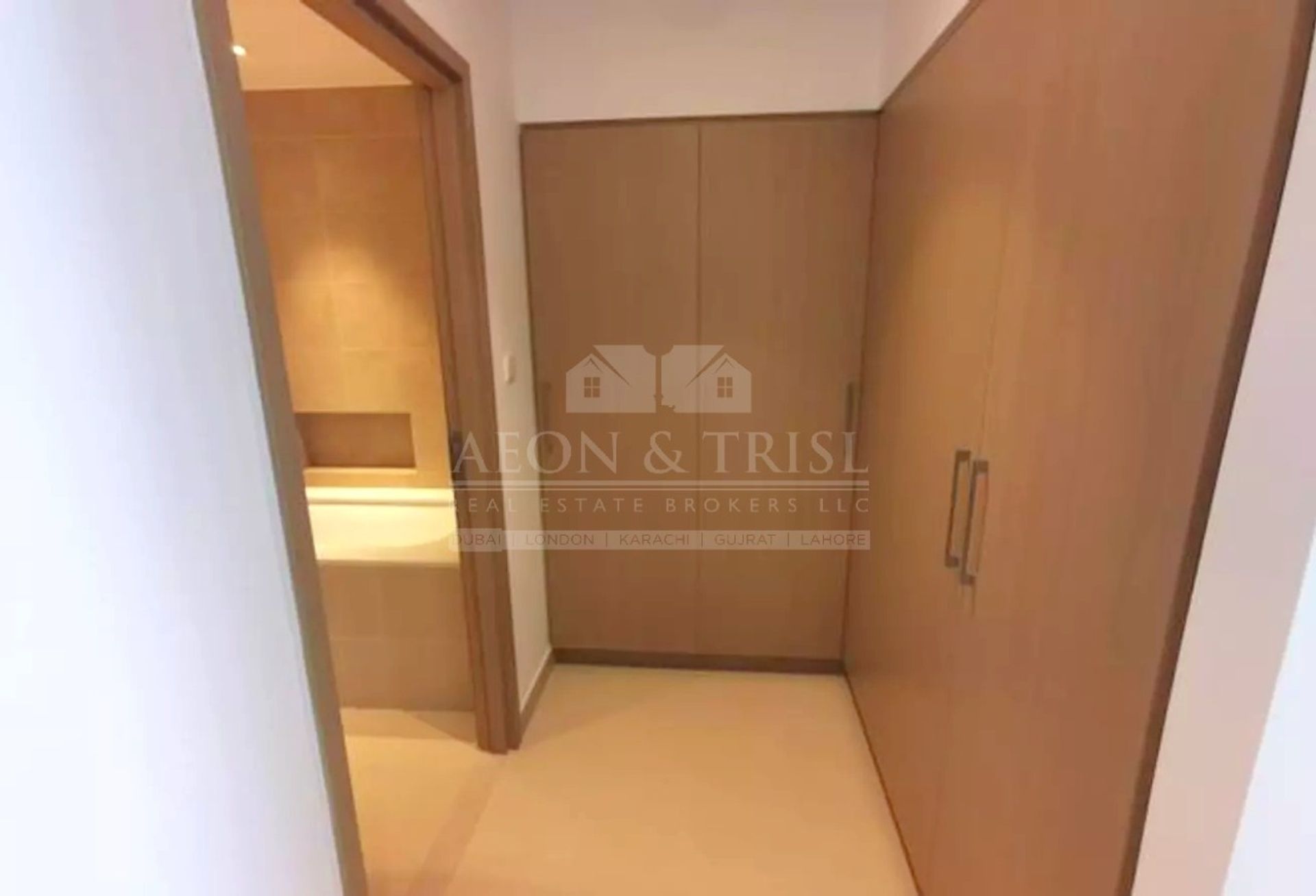 Condominio en Dubai, Dubai 10166896