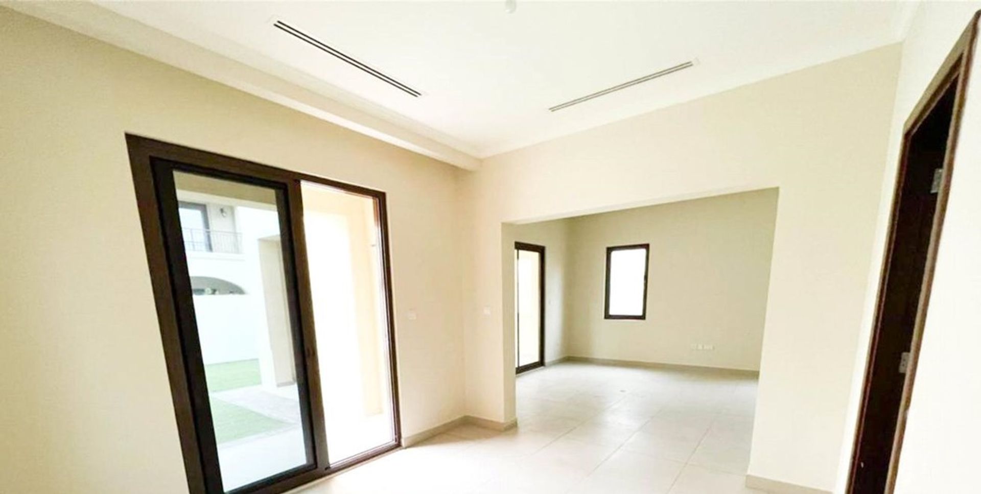 House in `Ud al Bayda', Dubayy 10166985