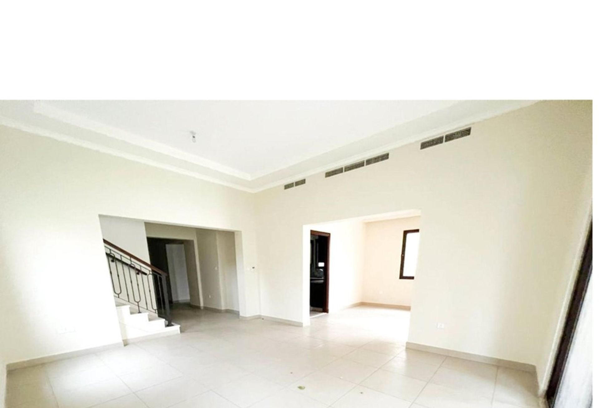 rumah dalam Dubai, Dubai 10166985