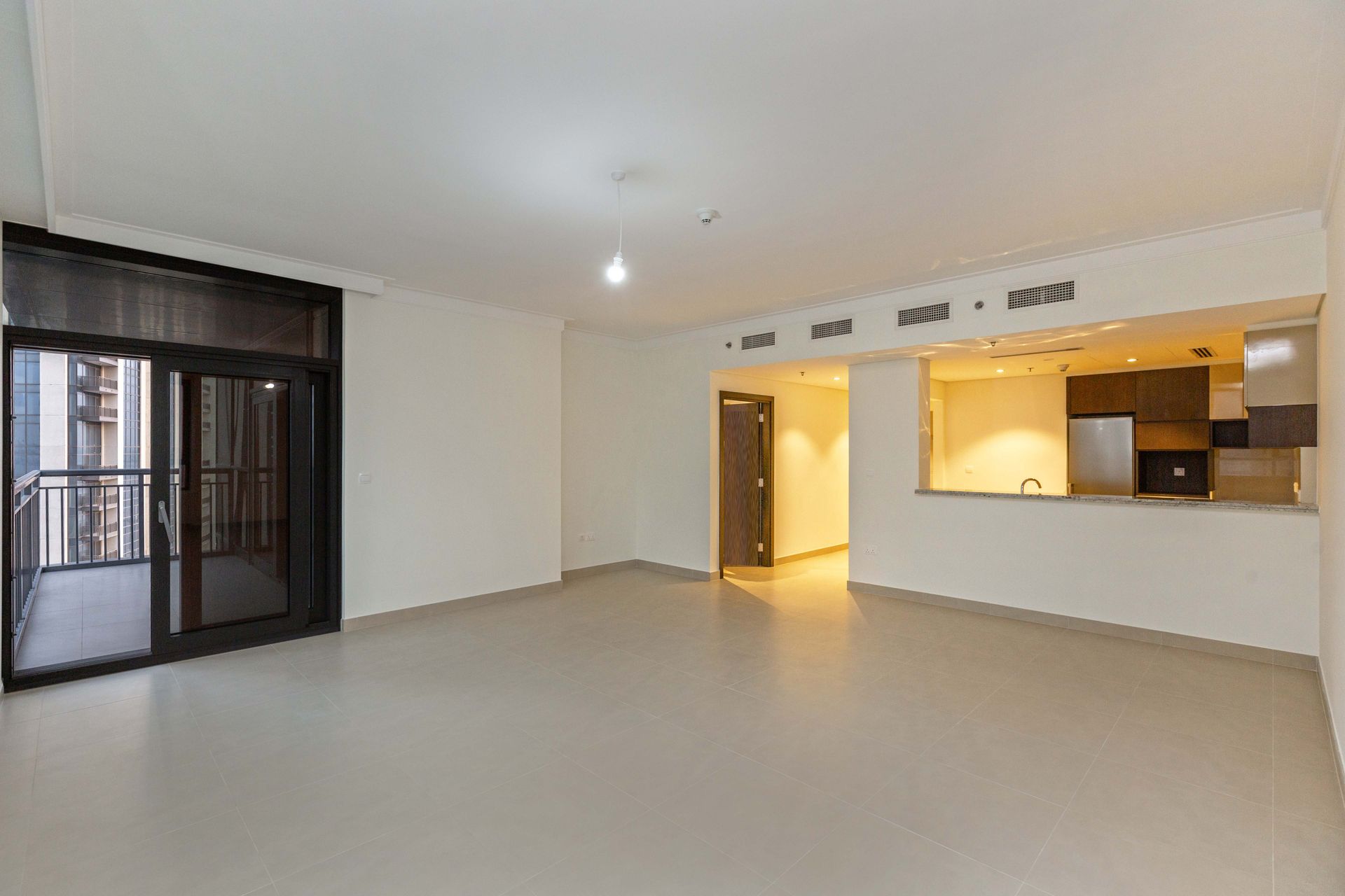 Condominium in Warisaan, Dubayy 10167130