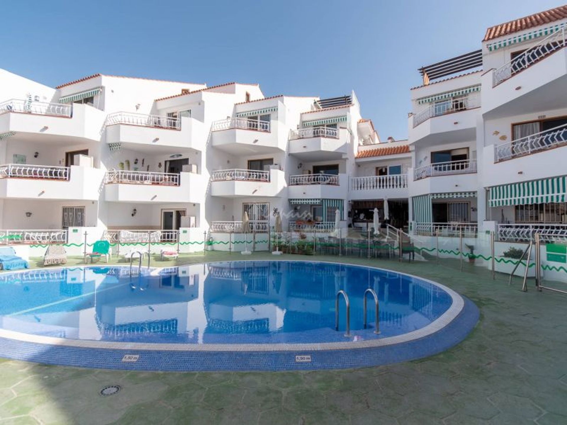 Condominium in Arona, Canarias 10167419