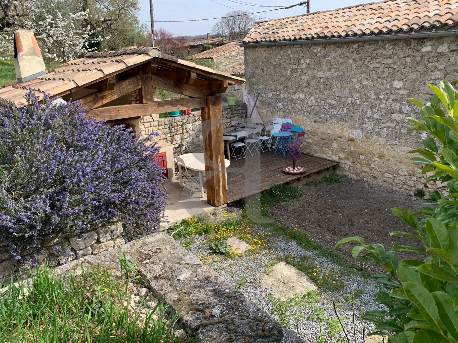 Hus i Grignan, Auvergne-Rhône-Alpes 10167536