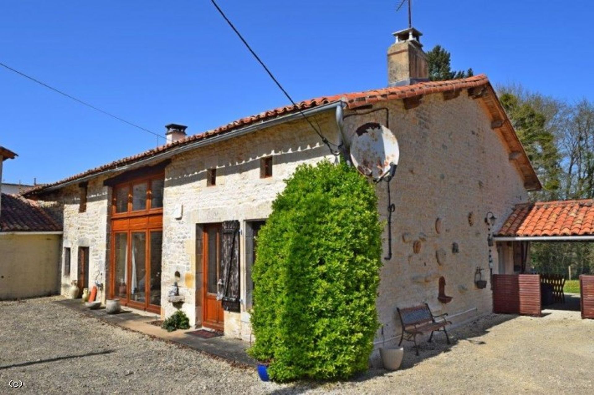 Hus i Villefagnan, Nouvelle-Aquitaine 10167651