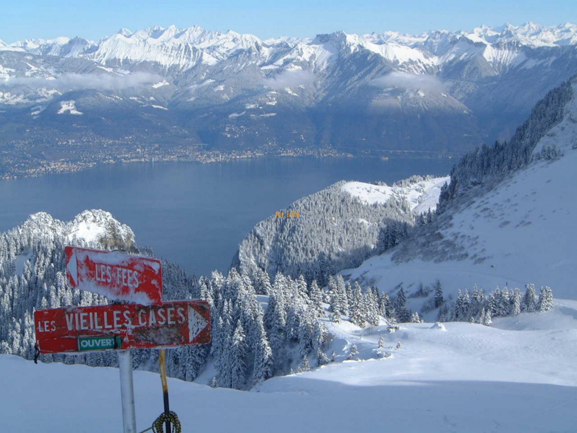 Osakehuoneisto sisään Thollon-les-Mémises, Auvergne-Rhône-Alpes 10167745