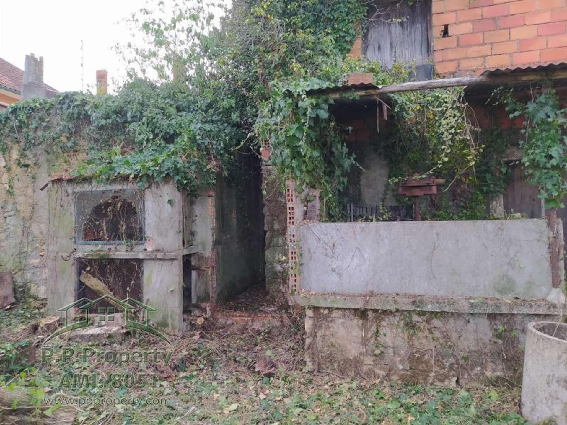 House in Ferreira do Zêzere, Santarém District 10167909