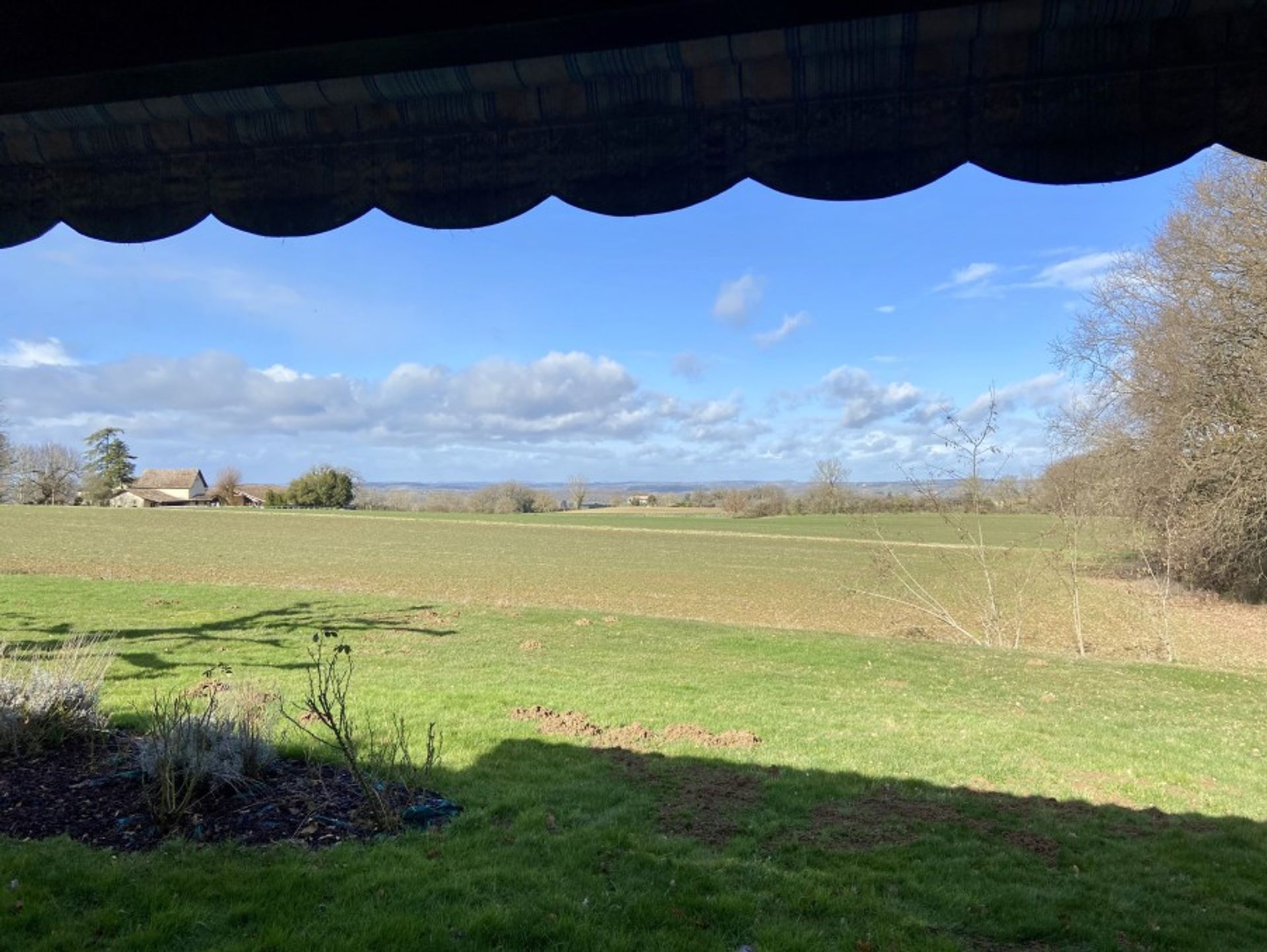 casa en Douzains, Nouvelle-Aquitaine 10168340