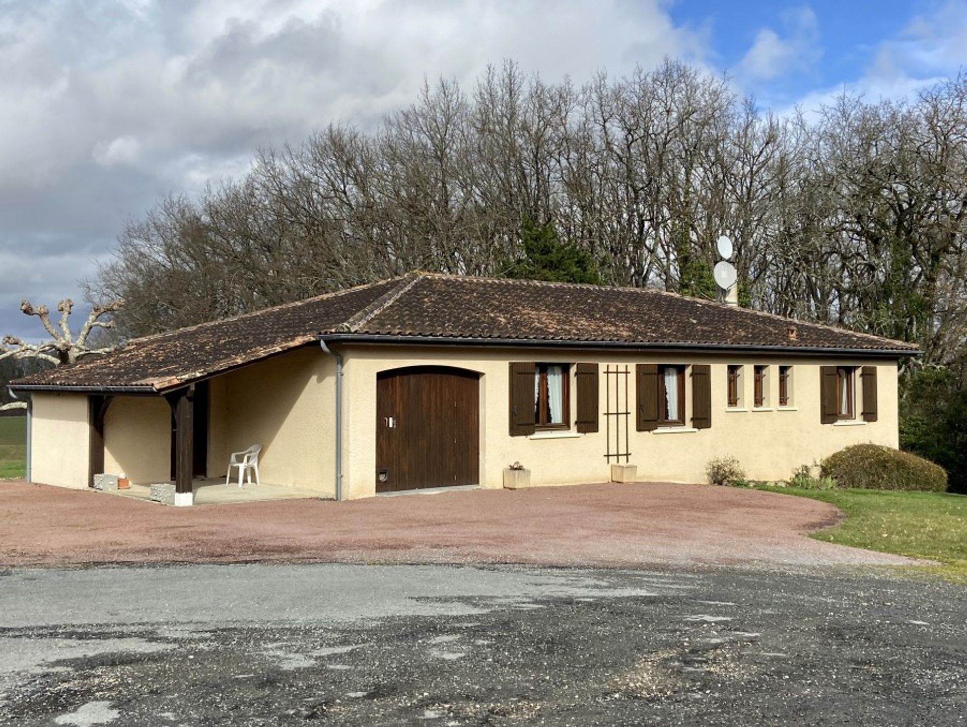 Casa nel Douzains, Nouvelle-Aquitaine 10168340