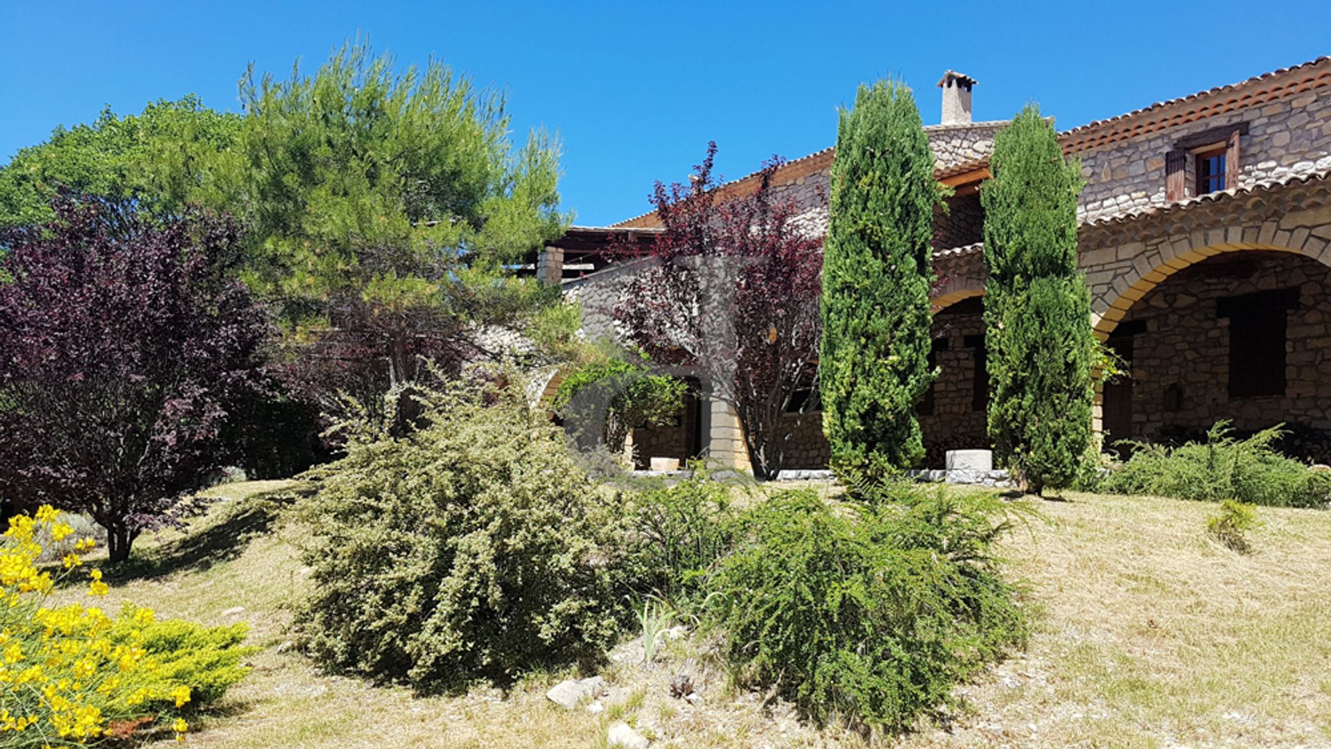 σπίτι σε Buis-les-Baronnies, Auvergne-Rhône-Alpes 10168375