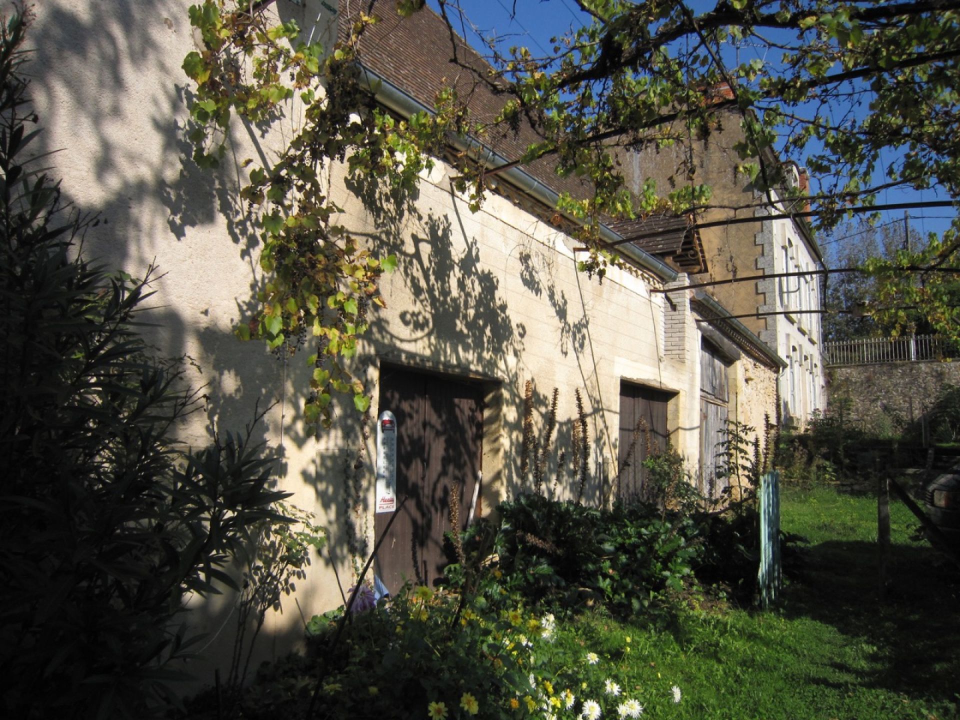 بيت في Saint-Cyprien, Nouvelle-Aquitaine 10168458