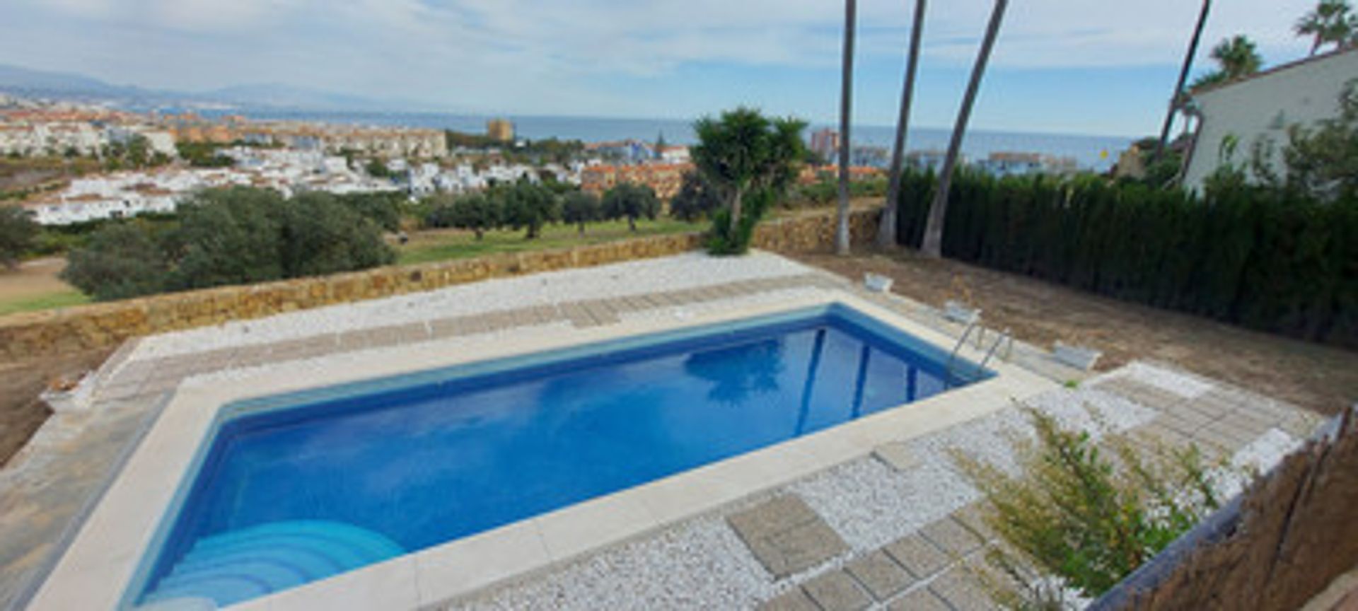 Casa nel Puerto de la Duquesa, Andalusia 10168480