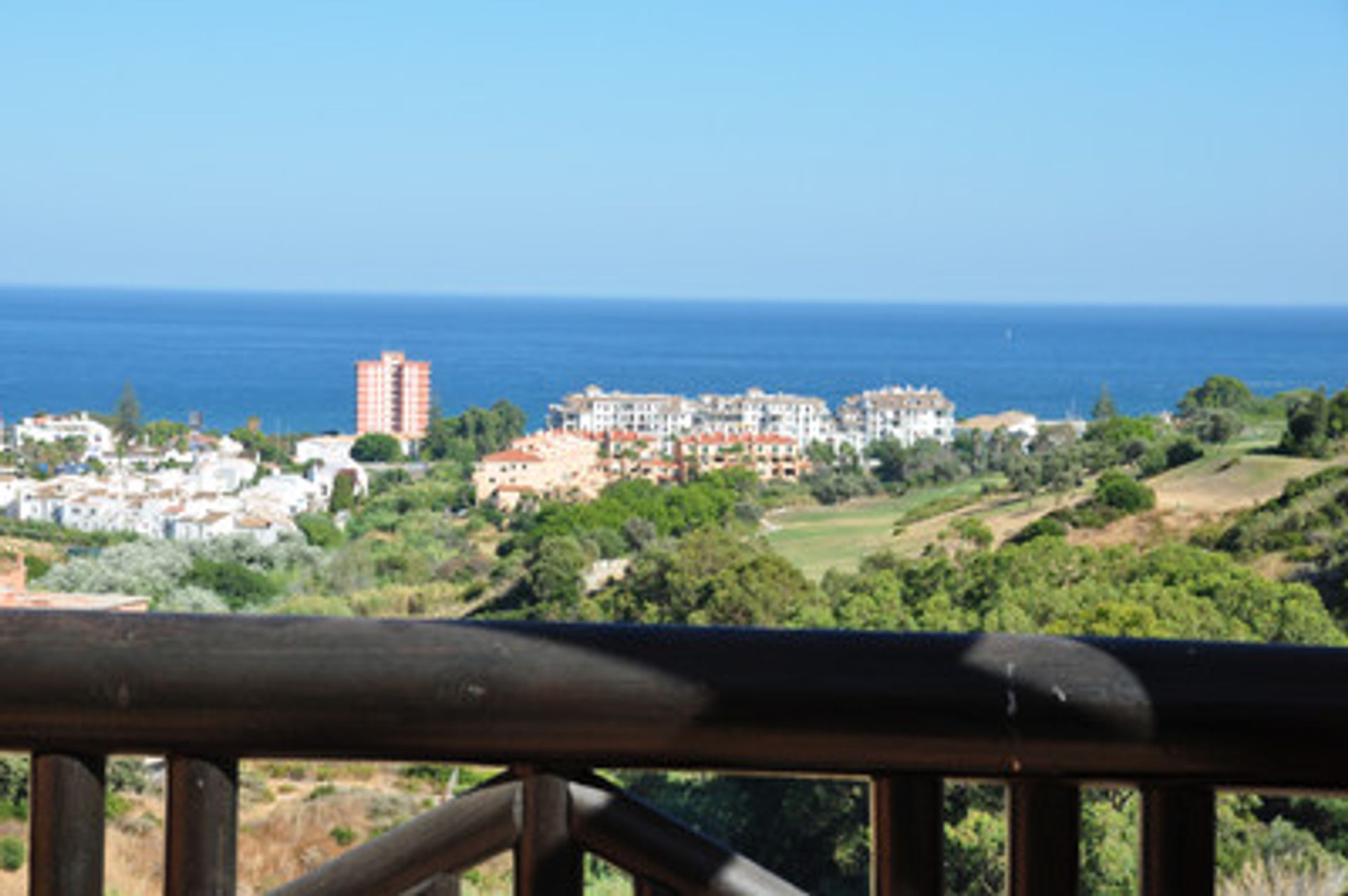 عمارات في Puerto de la Duquesa, Andalusia 10168546