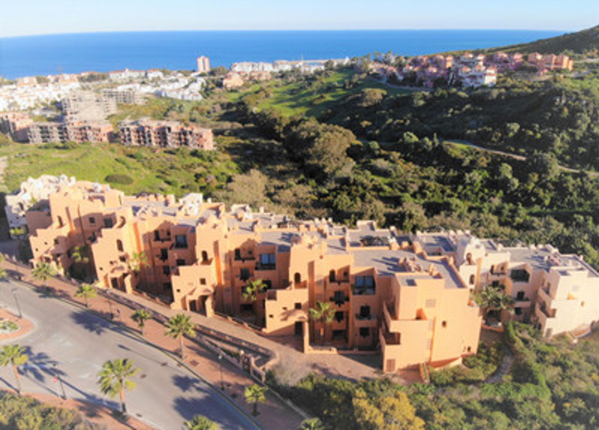 Condominio nel Puerto de la Duquesa, Andalusia 10168546